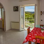 Bluponza - 6 Posti In Zona Mare - App Astrea Апартаменты *